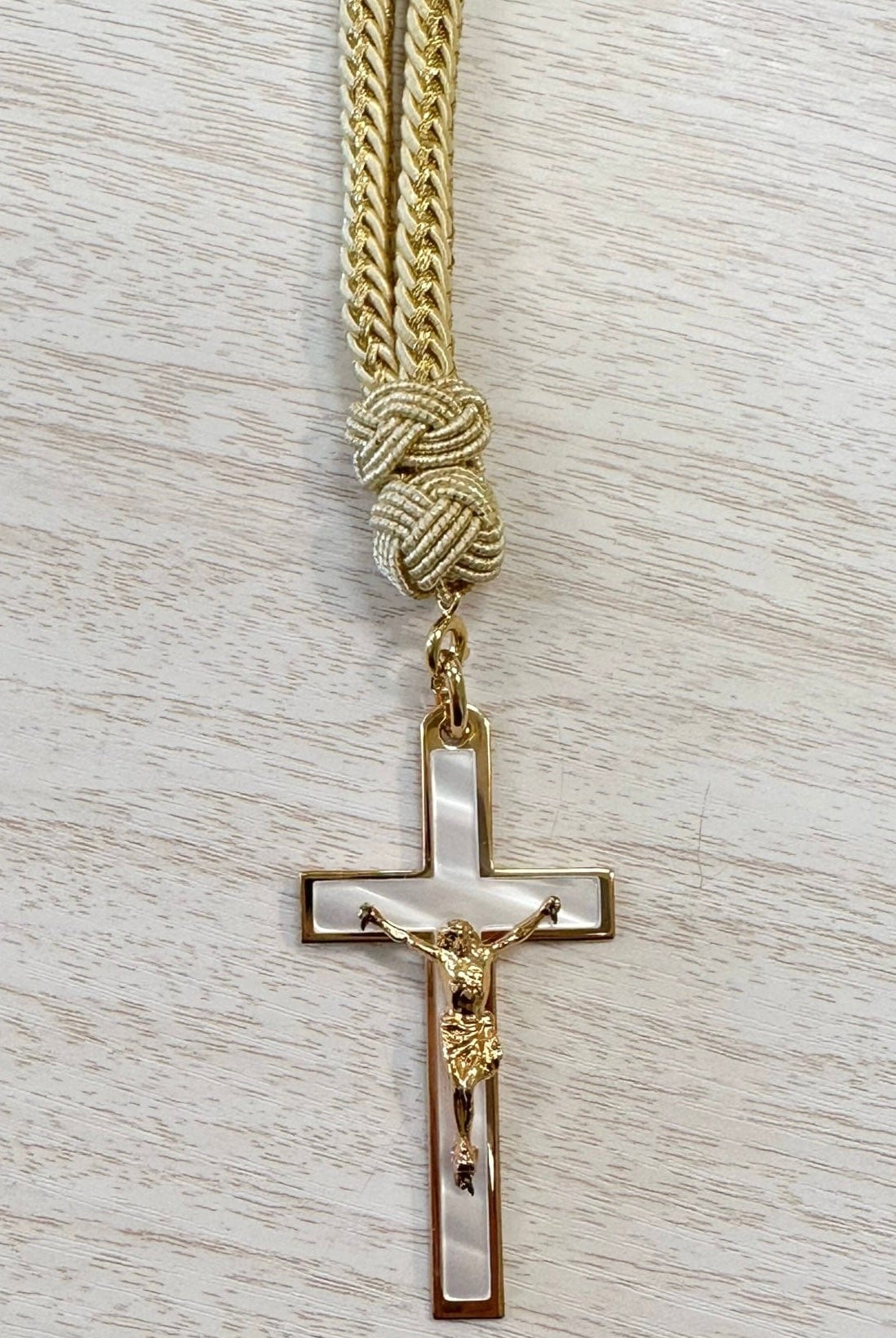 YoYo Boutique Accessories Golden Golden & Nacre Cross