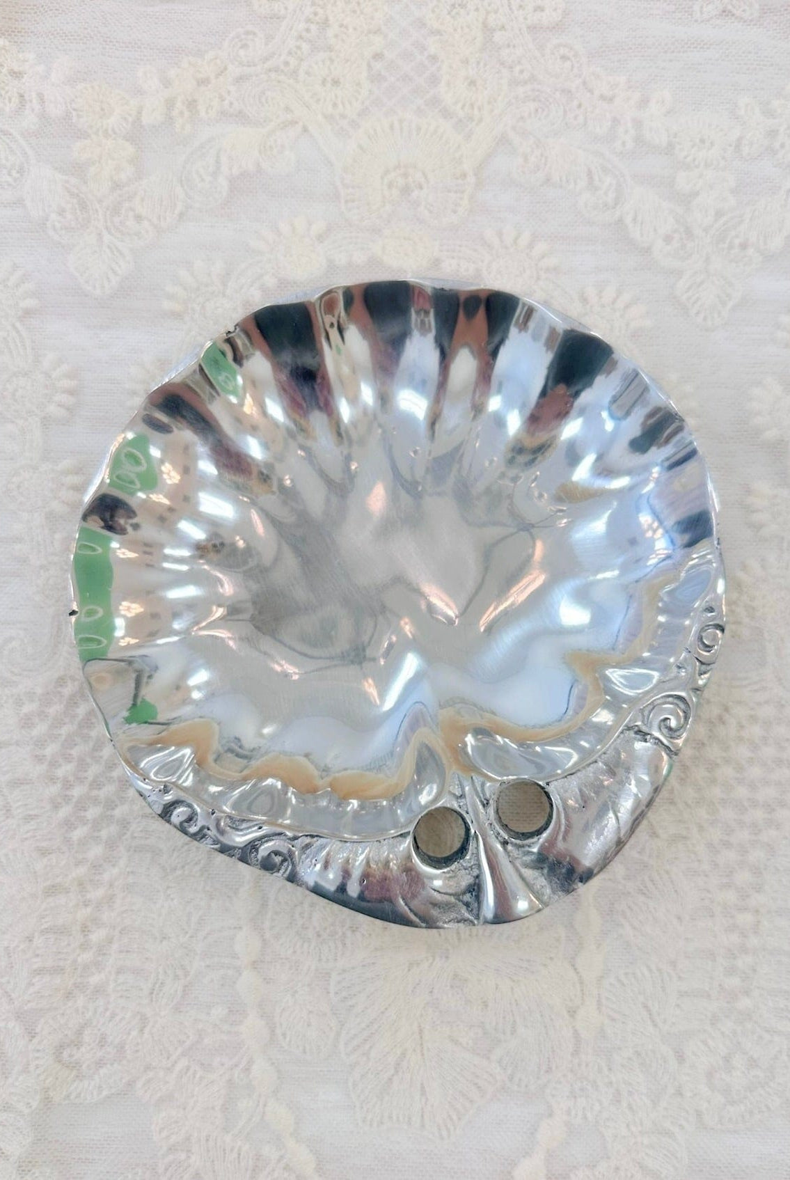 YoYo Boutique Accessories Large Aluminum Baptismal Conch