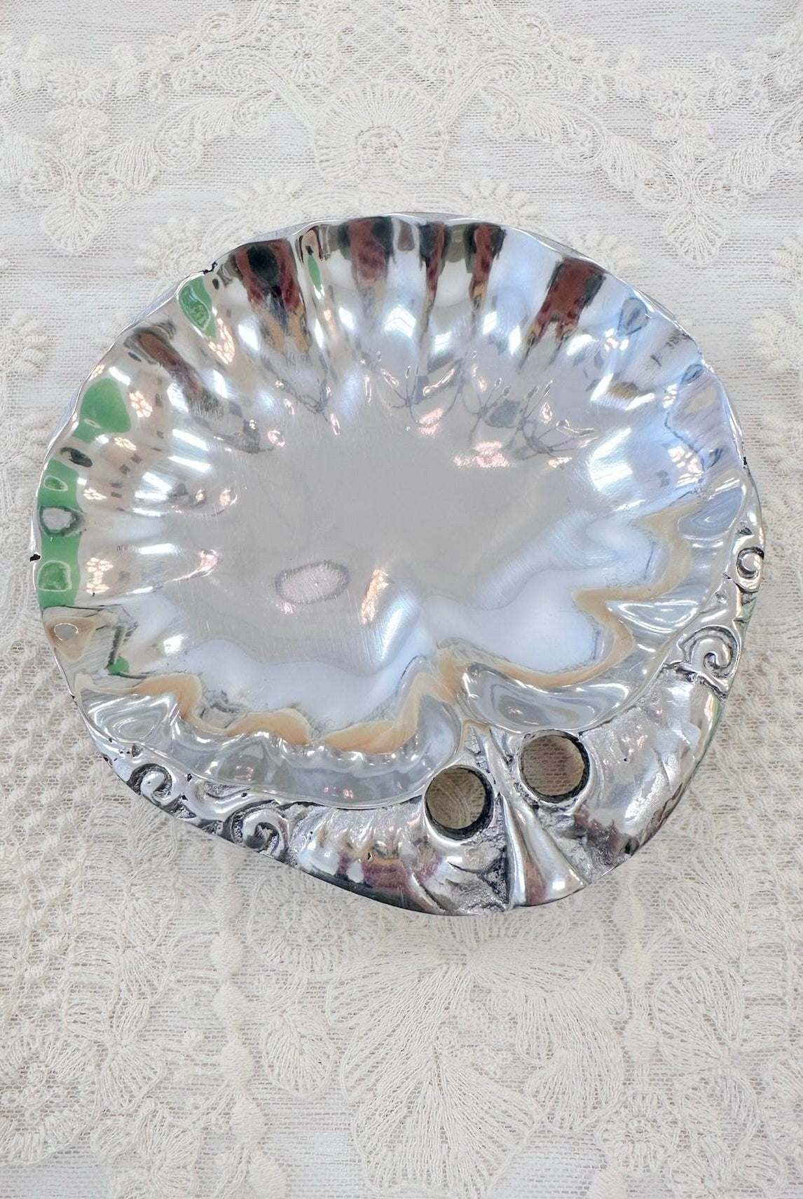 YoYo Boutique Accessories Large Aluminum Baptismal Conch