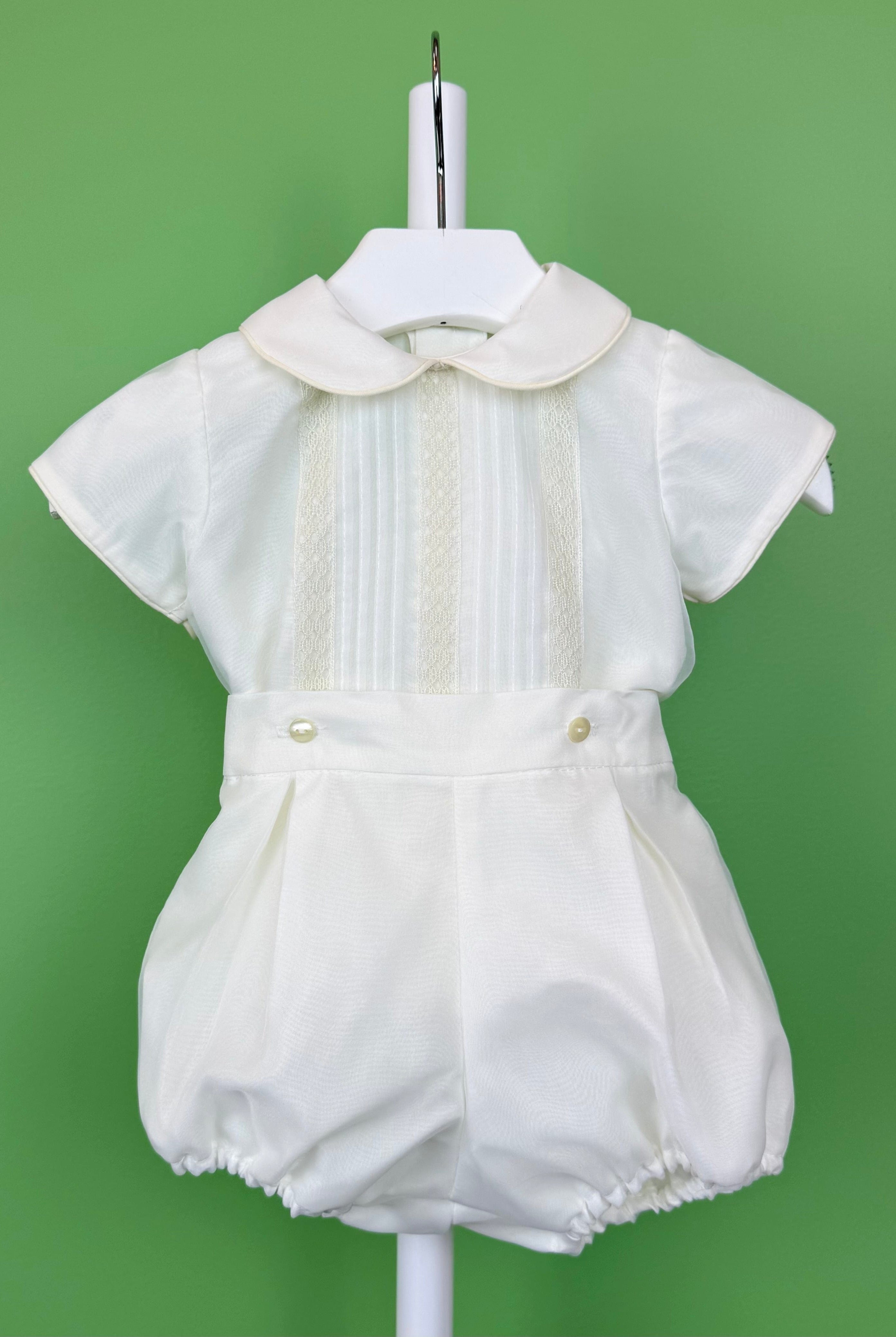 YoYo Boutique Baptism Cesar Off-White Outfit