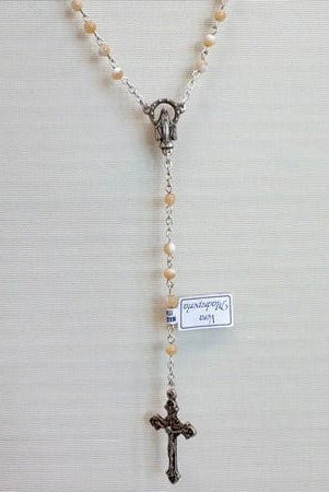 YoYo Boutique Rosary Mother of Pearl Beads Rosary (Vatican)