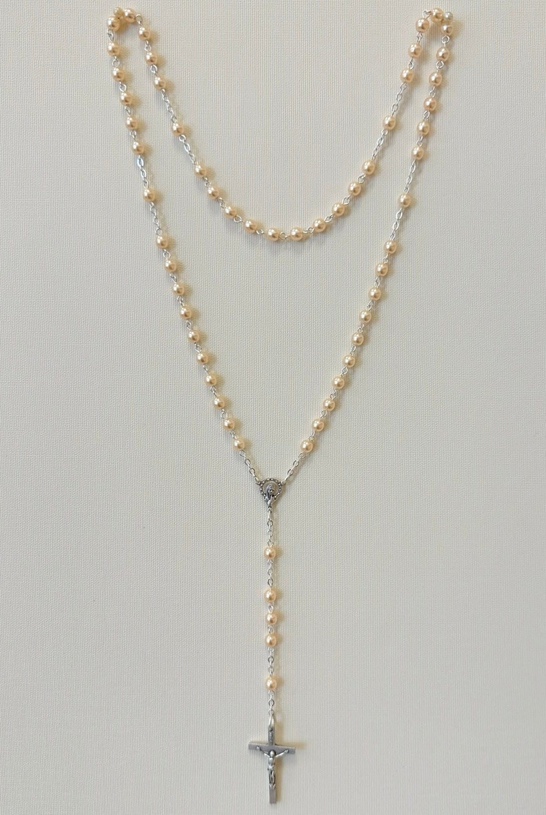 YoYo Boutique Rosary Silver Rosary Pearls & Silver