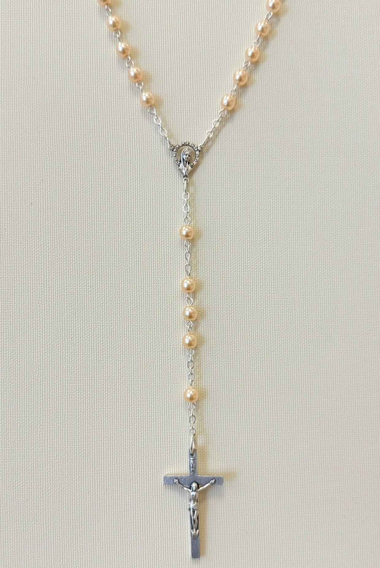 YoYo Boutique Rosary Silver Rosary Pearls & Silver