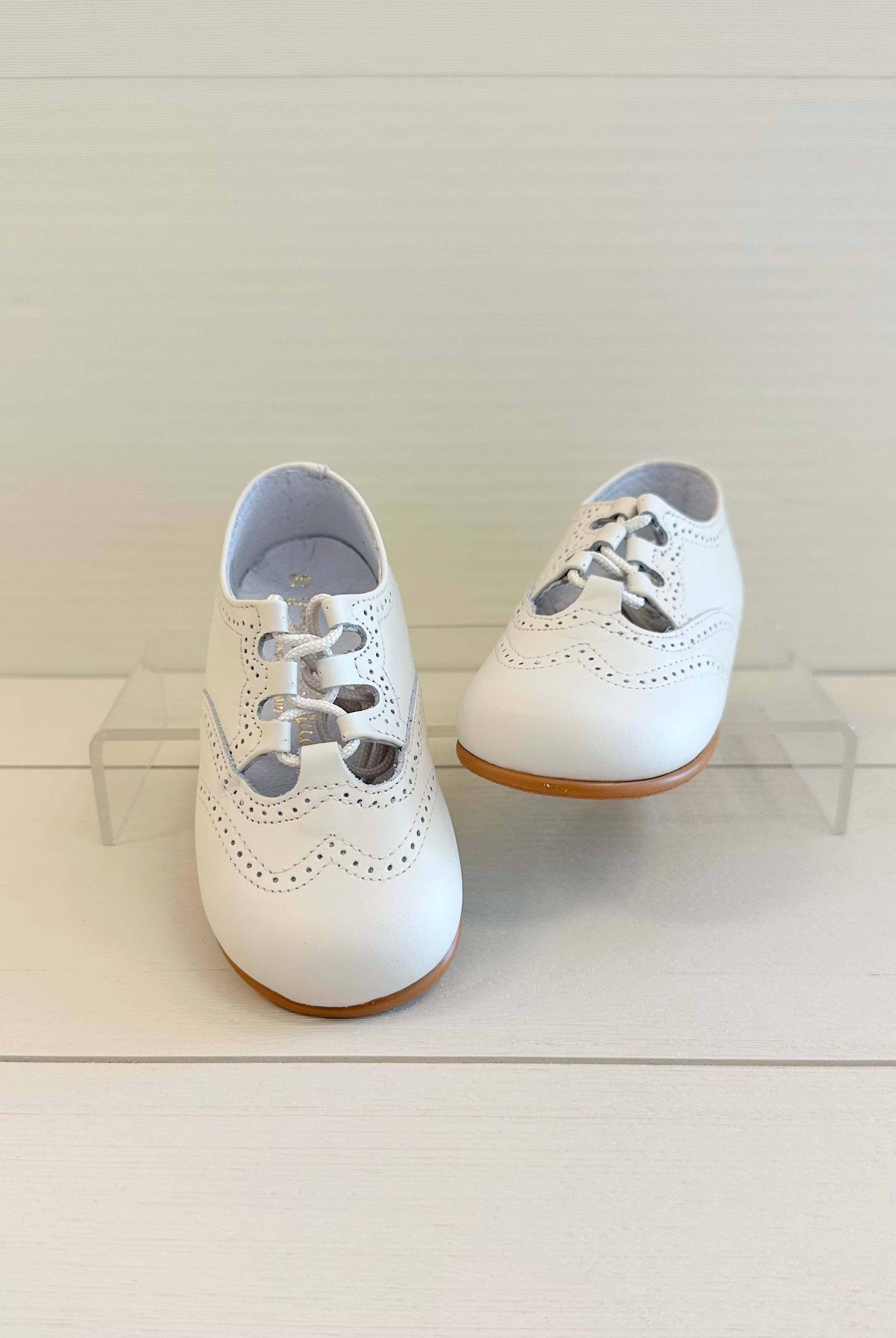 YoYo Boutique Shoes Off-White English Shoes