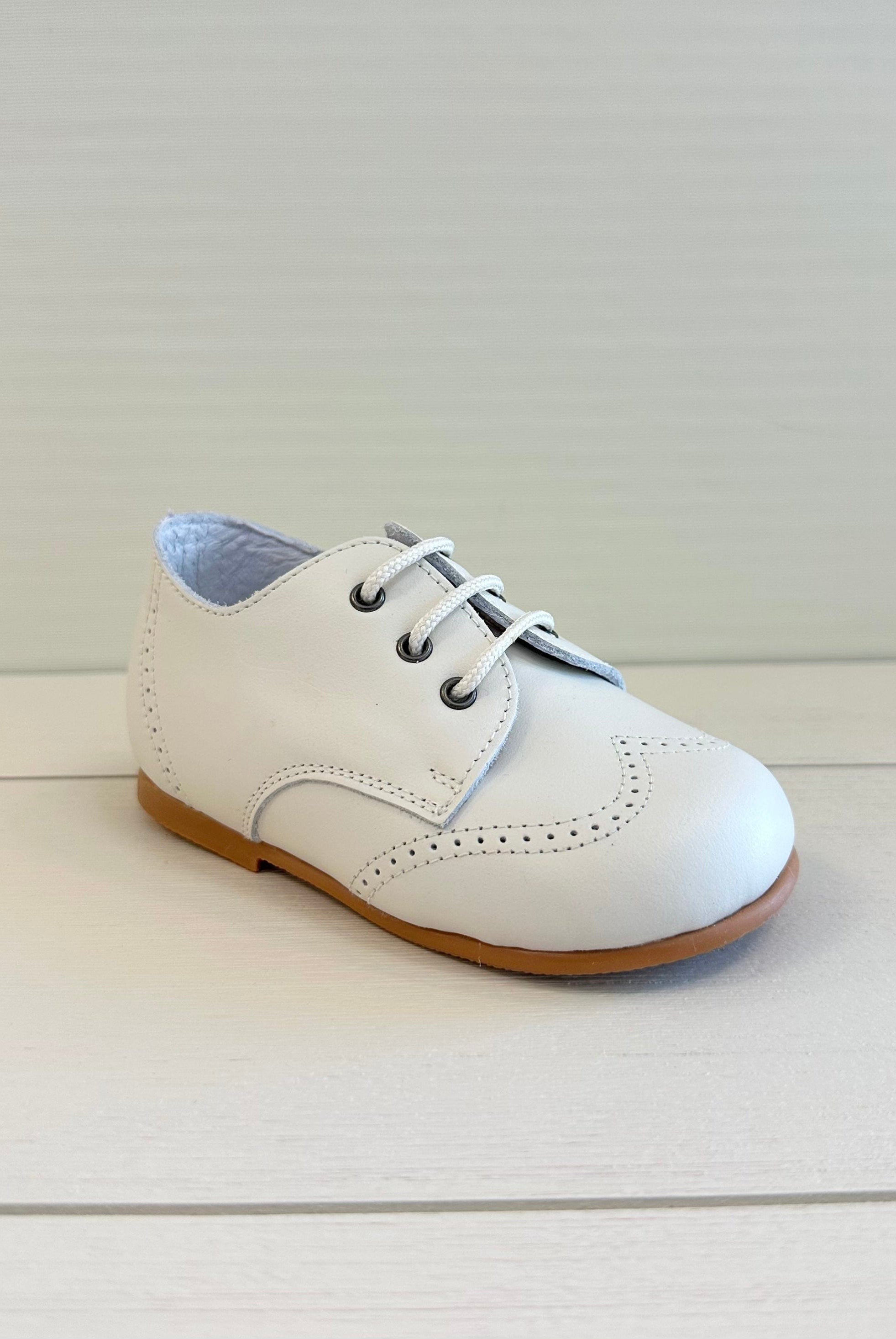 YoYo Boutique Shoes Off-White Oxford Shoes