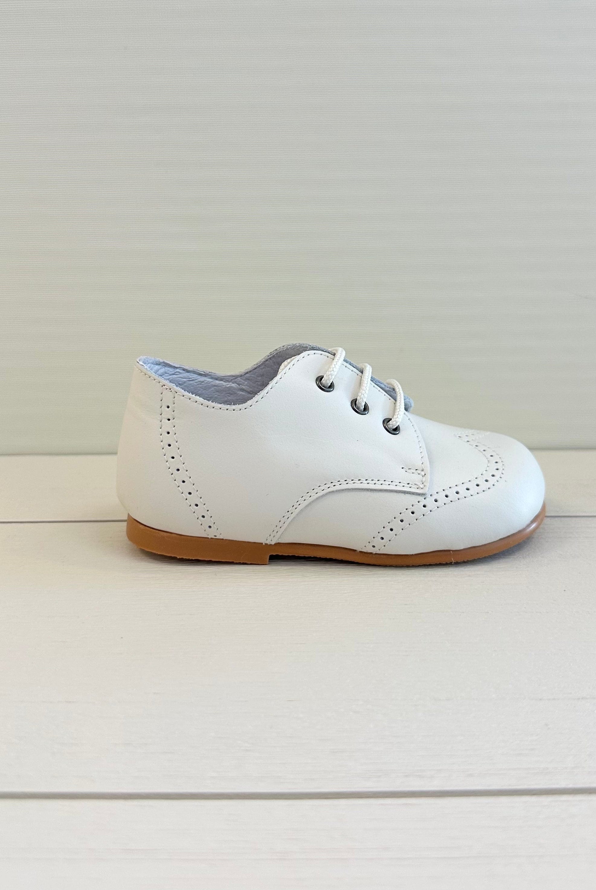 YoYo Boutique Shoes Off-White Oxford Shoes