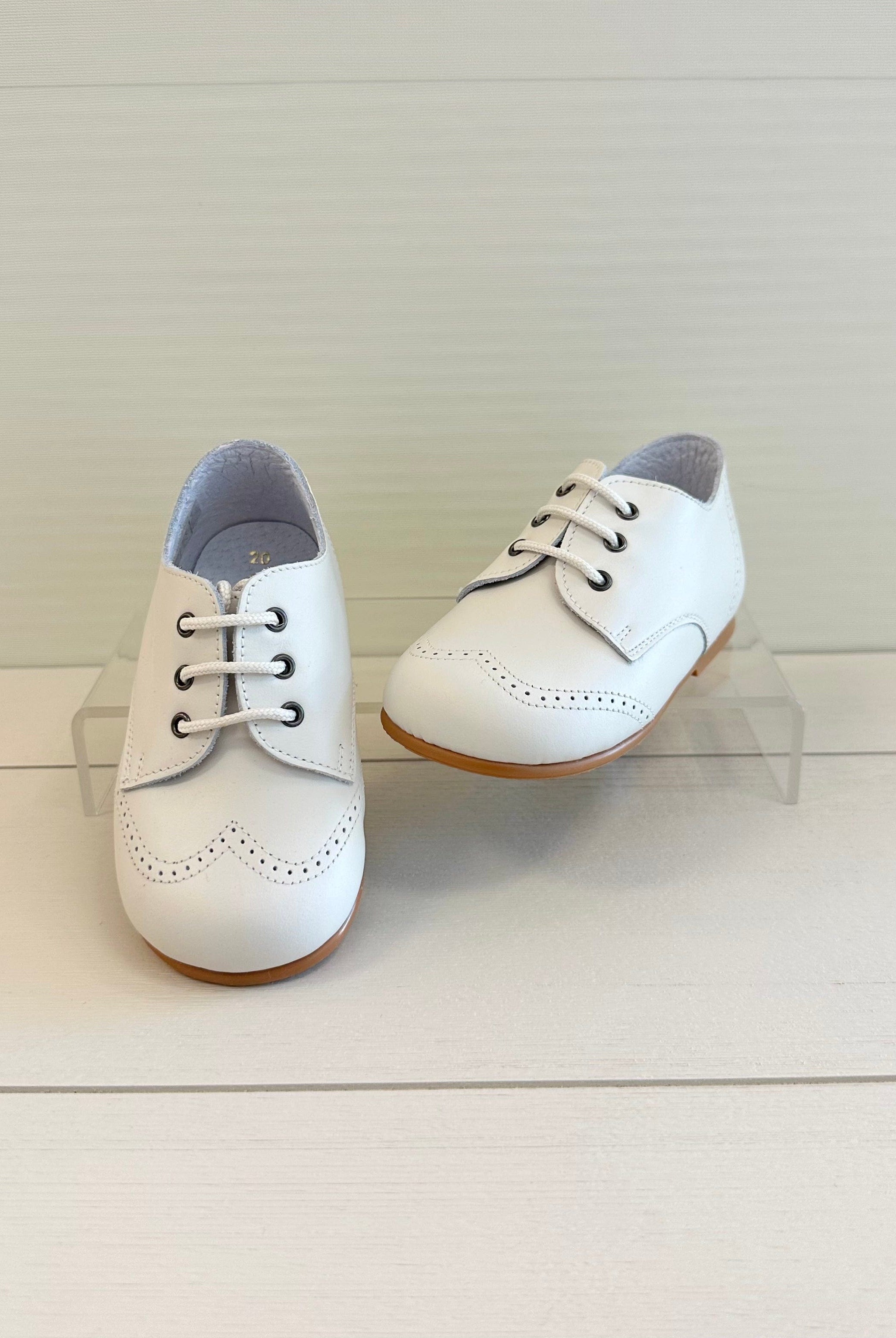 YoYo Boutique Shoes Off-White Oxford Shoes