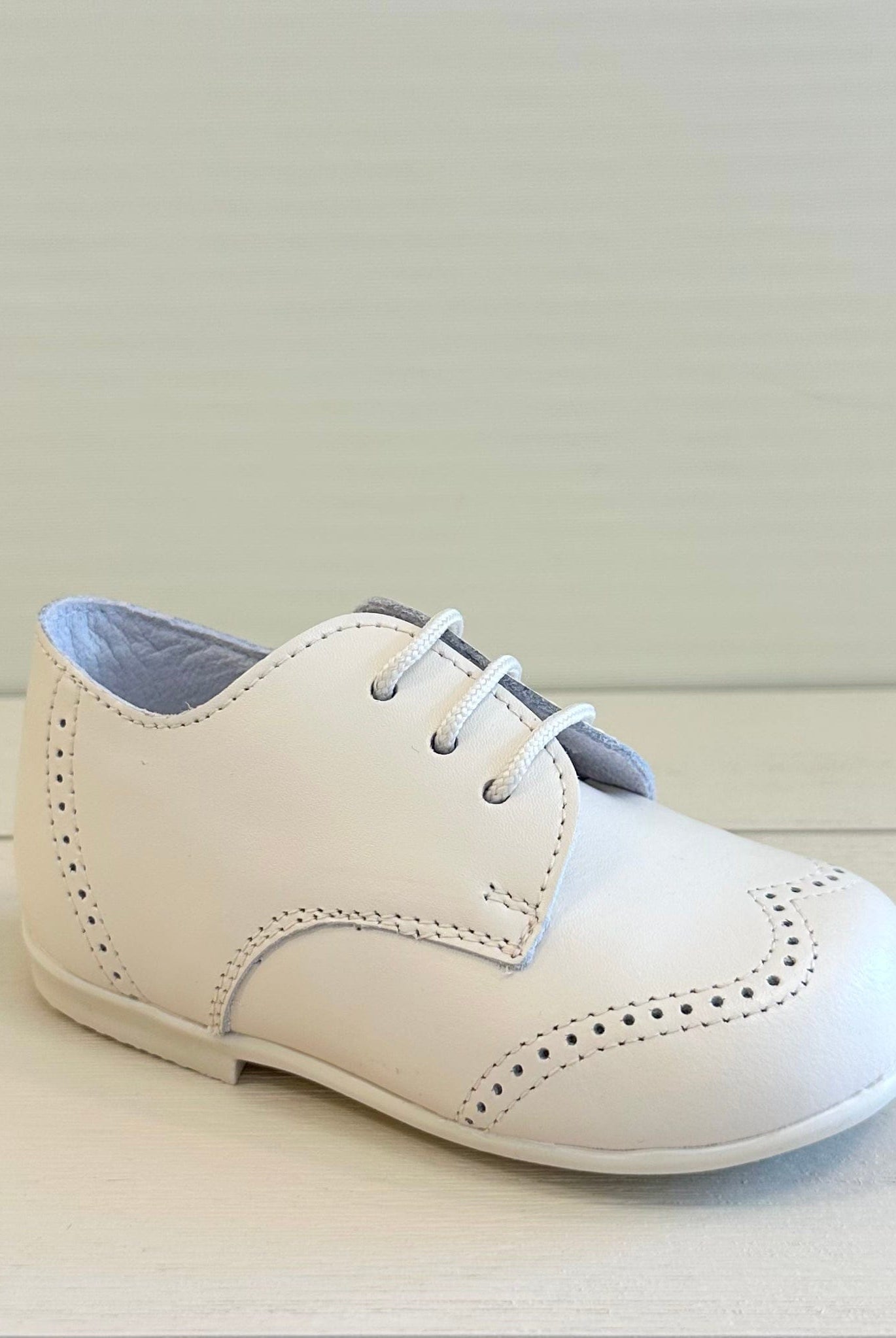 YoYo Boutique Shoes Off-White Oxford Shoes