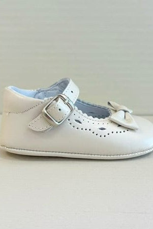 YoYo Boutique Shoes Pearl White Pre-Walker Mary Jane with Bow Shoes