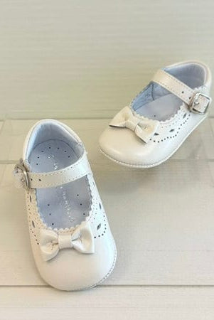 YoYo Boutique Shoes Pearl White Pre-Walker Mary Jane with Bow Shoes