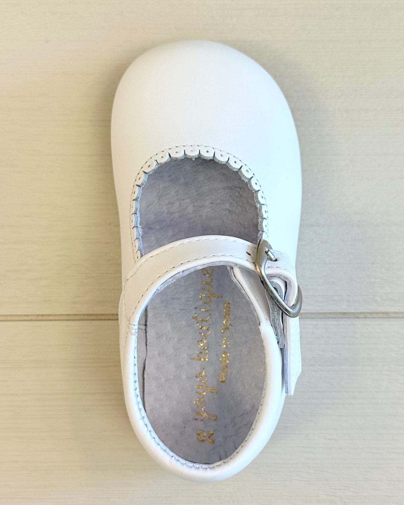 YoYo Boutique Shoes White Mary Jane Shoes