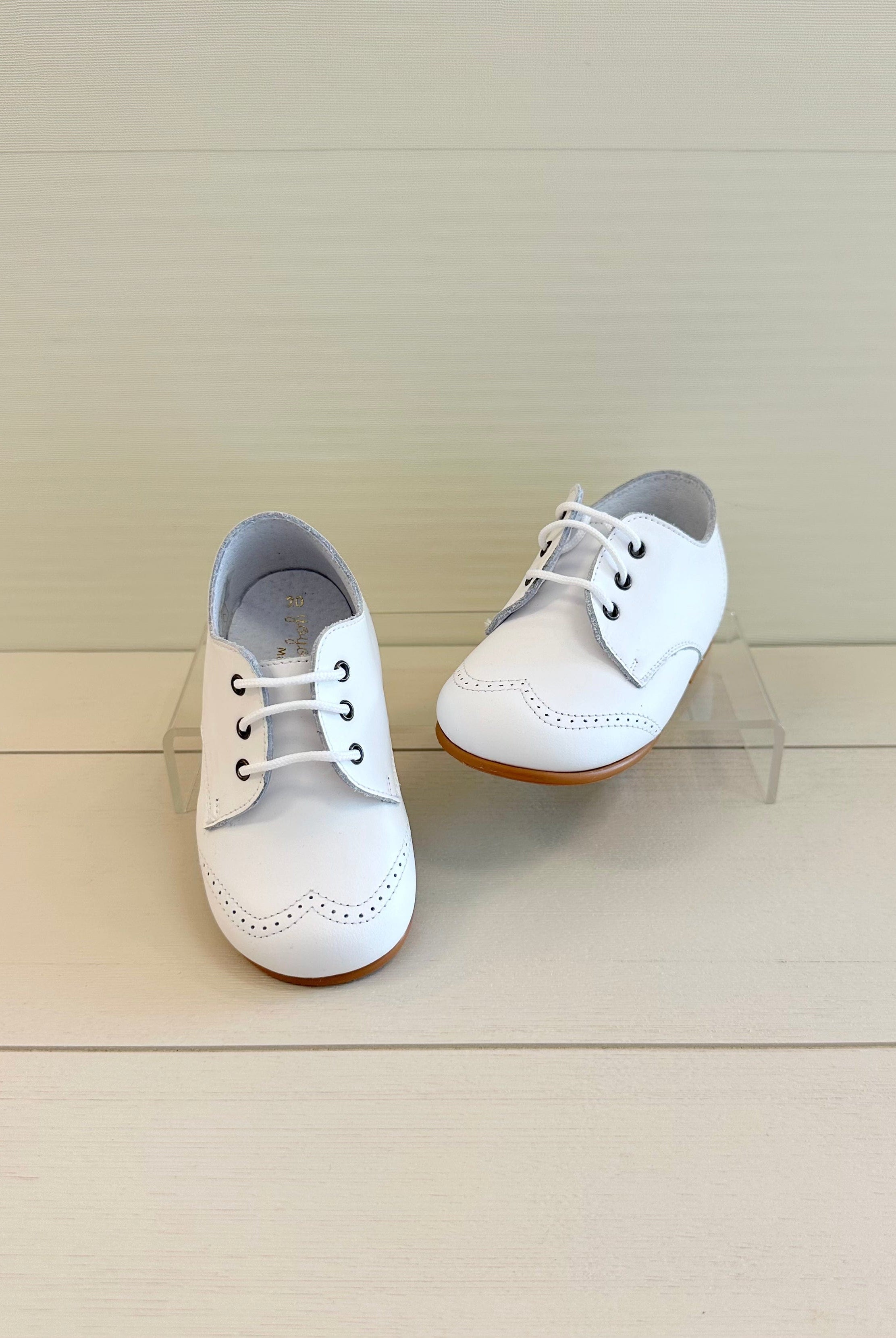 YoYo Boutique Shoes White Oxford Shoes