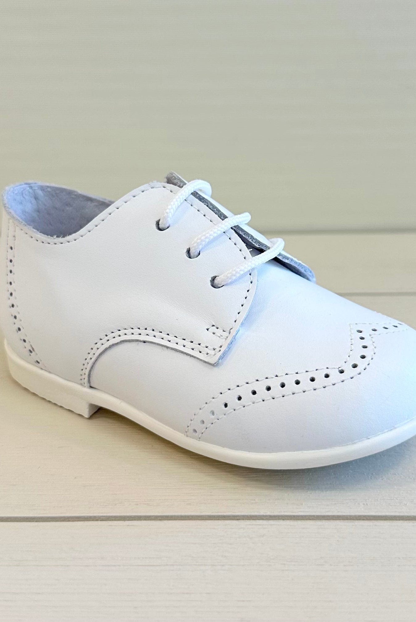 YoYo Boutique Shoes White Oxford Shoes