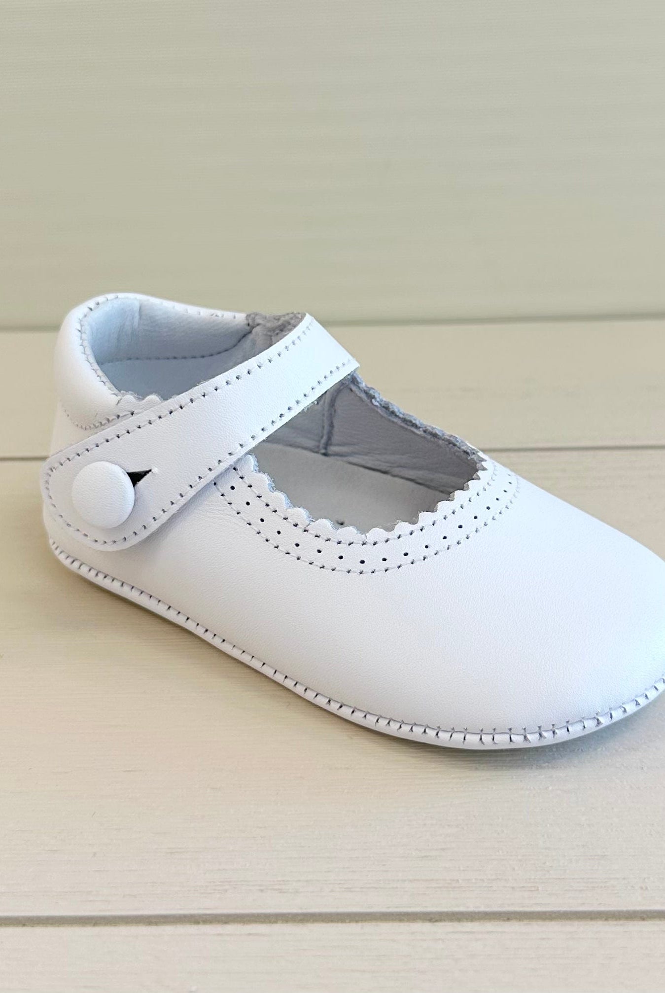 YoYo Boutique Shoes White Pre-Walker Mary Jane Shoes