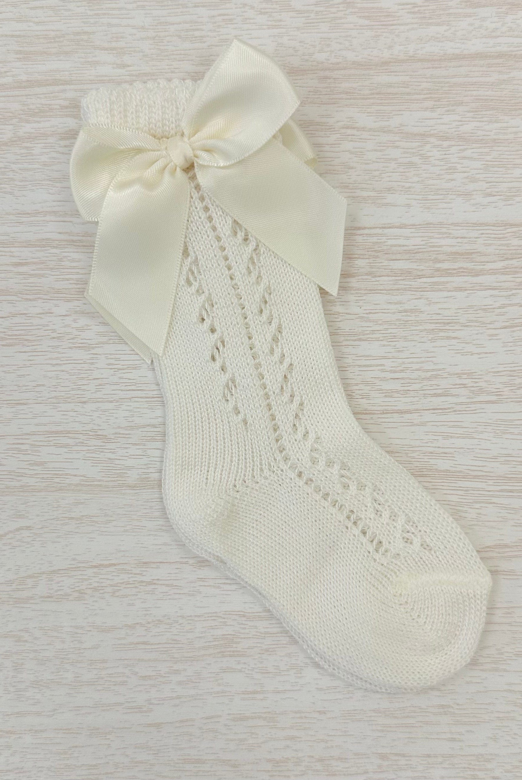 YoYo Boutique Socks Off-White Openwork with Bow Kneehigh Socks