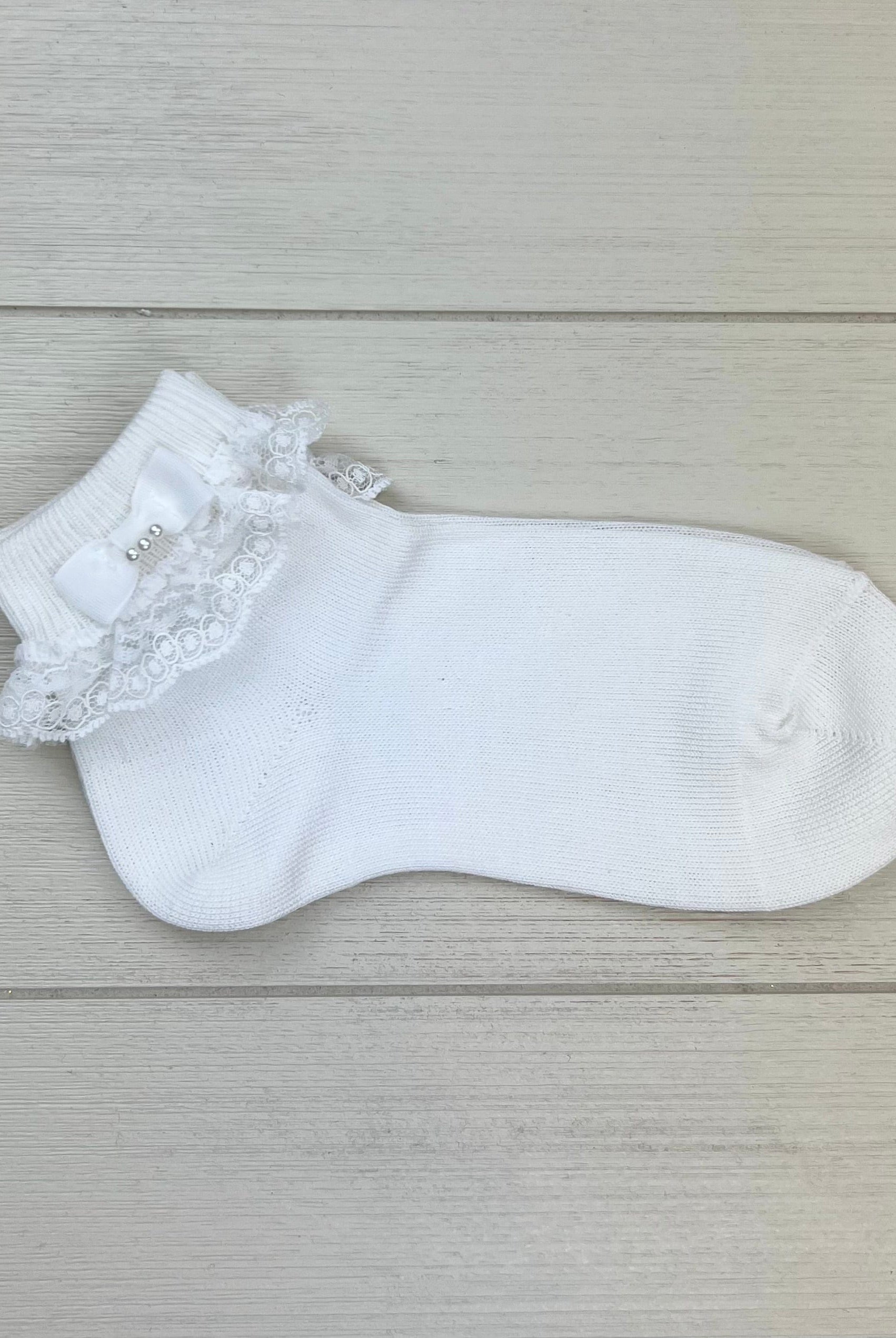 Condor Socks White Ankle Socks with Folded Cuff, Lace & Bow