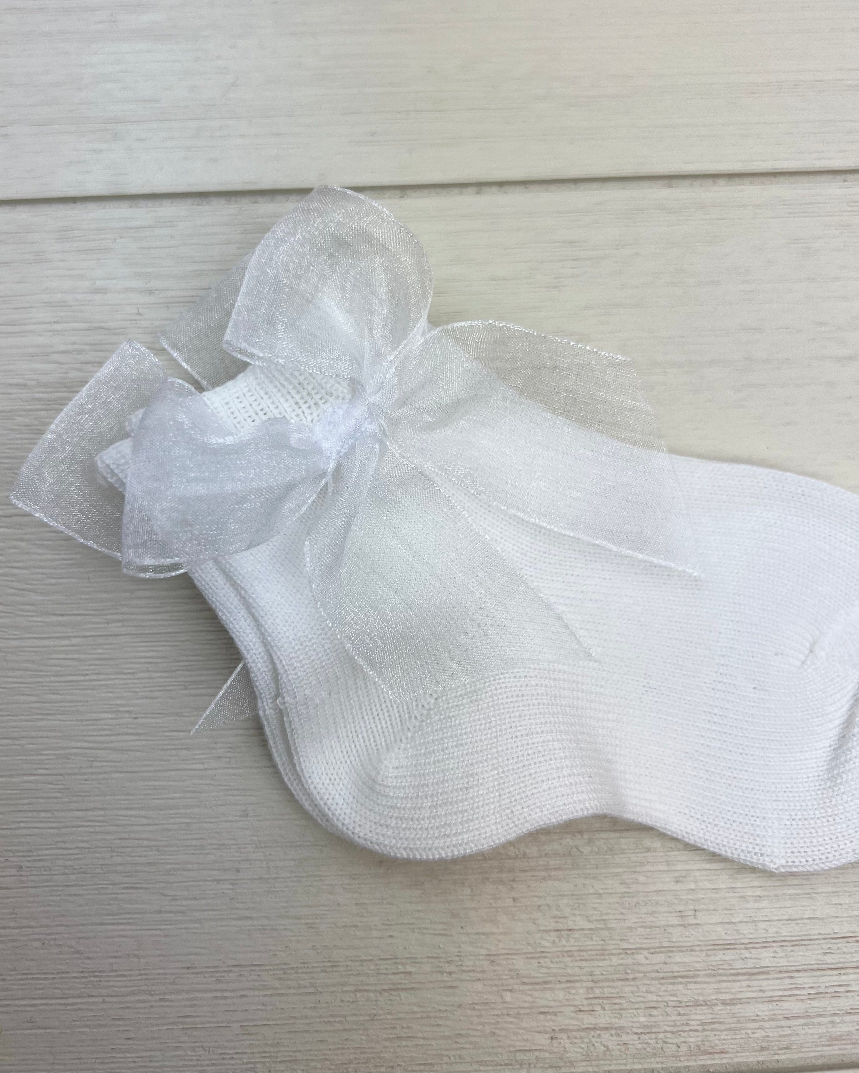Condor Socks White Short Socks with Organza Bow