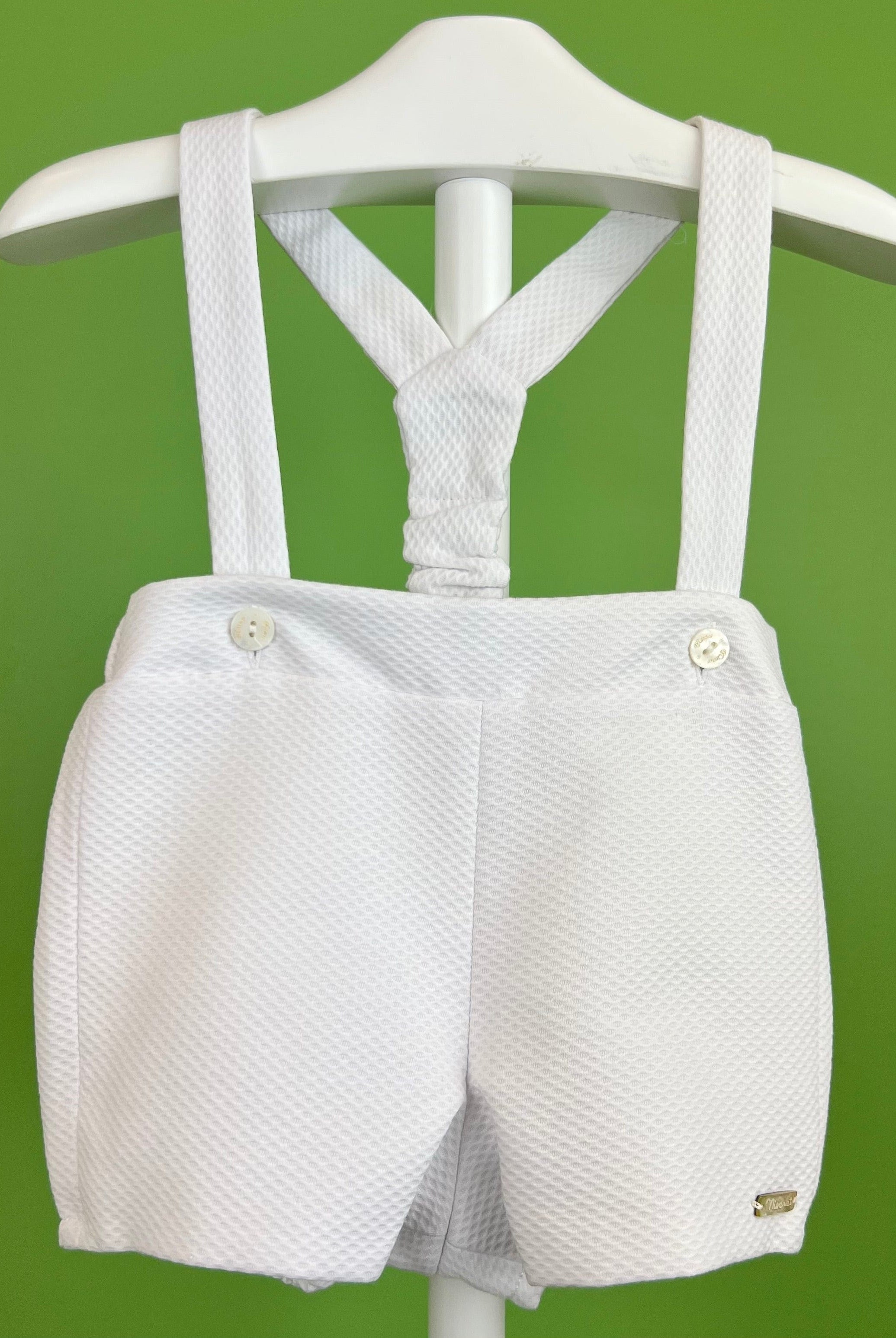 YoYo Boutique Alan White Outfit