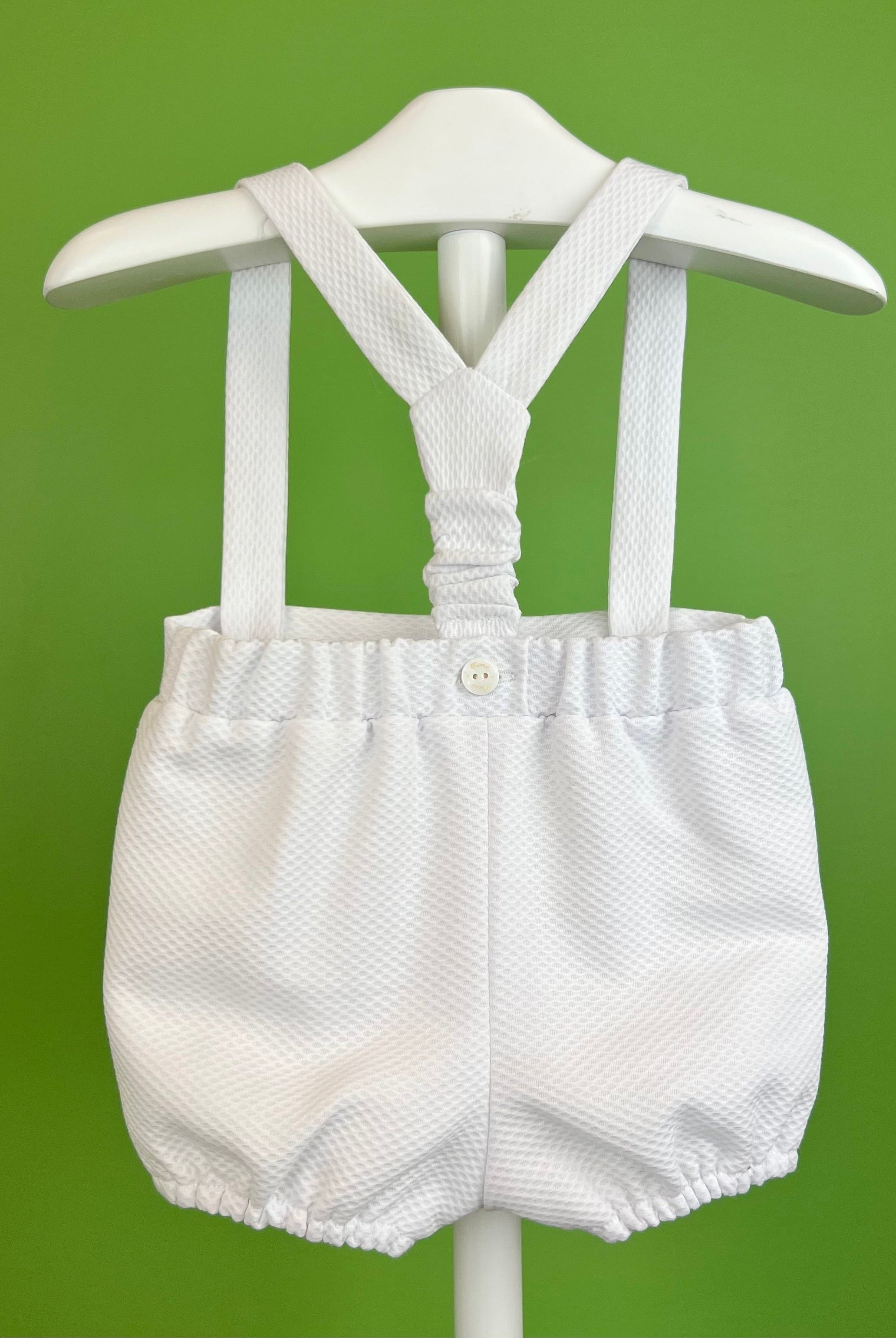 YoYo Boutique Alan White Outfit