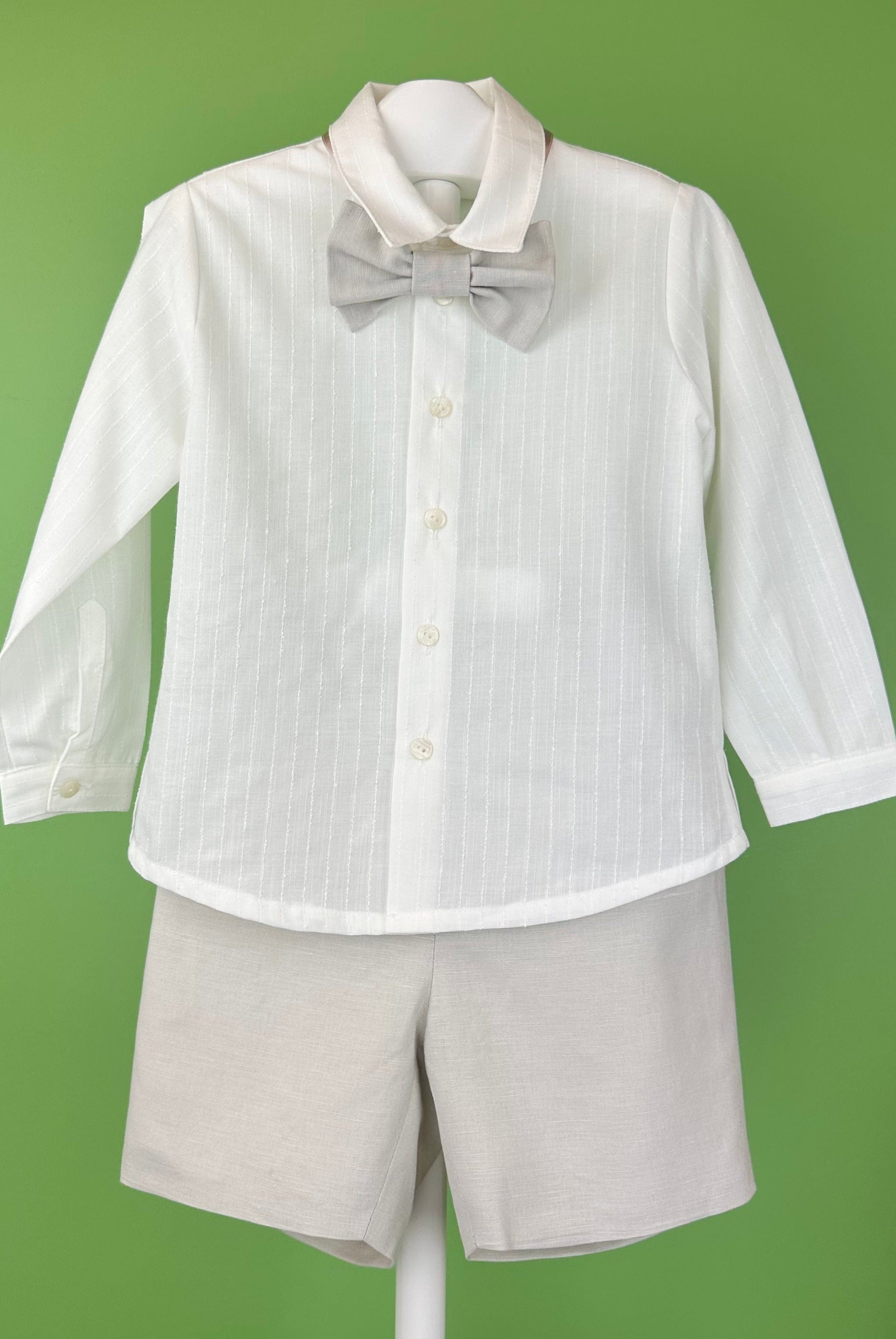 YoYo Boutique Baptism Alex Off-White & Sand Shorts Outfit