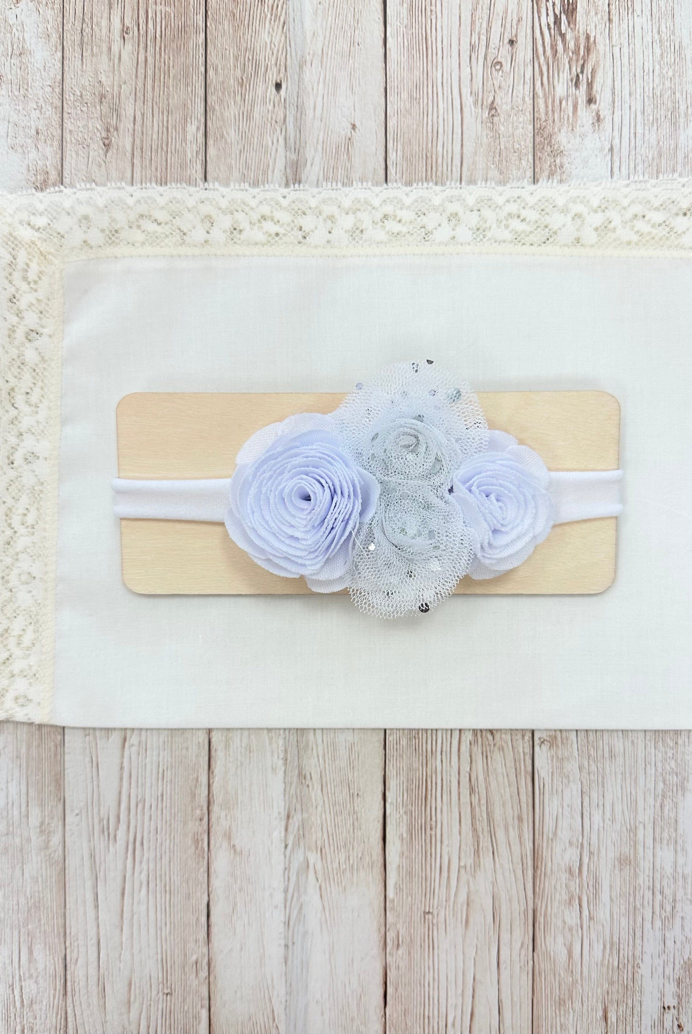 YoYo Boutique Blanco White Flowers Headband