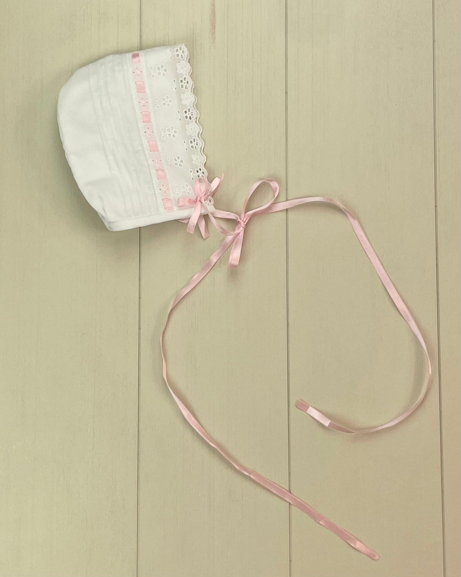 YoYo Children's Boutique Newborn 0M White & Pink Newborn Gown Set