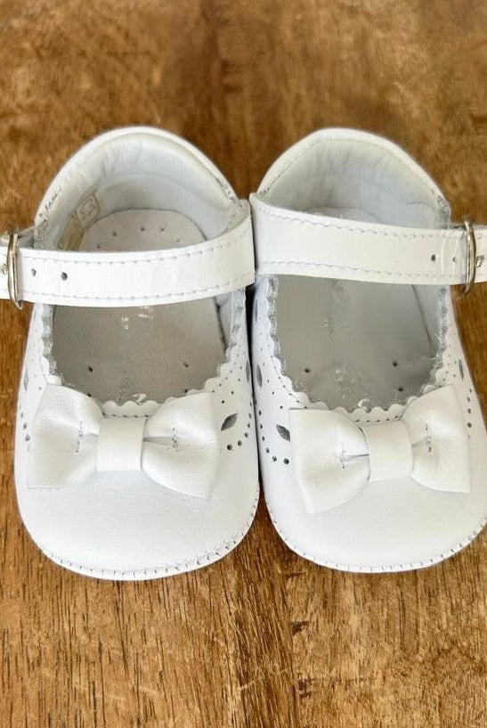 YoYo Children's Boutique Shoes White Pre-Walker Mary Jane with Bow Shoe