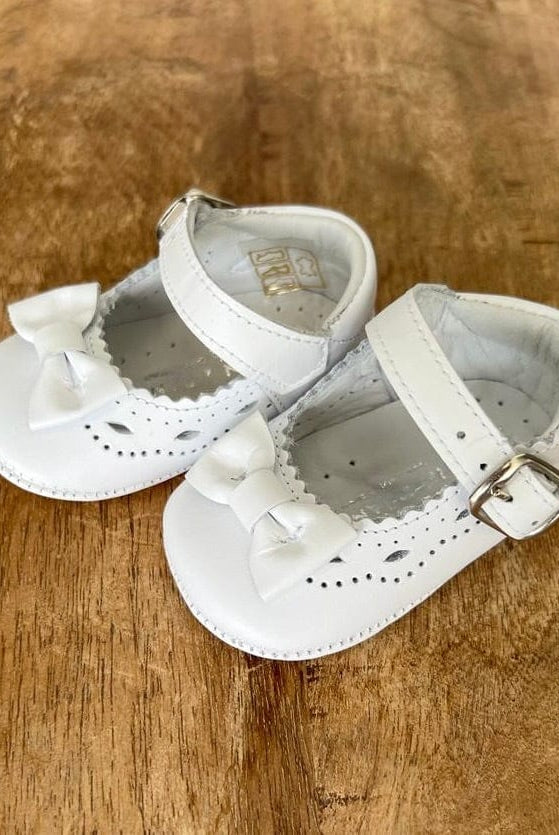 YoYo Children's Boutique Shoes White Pre-Walker Mary Jane with Bow Shoe