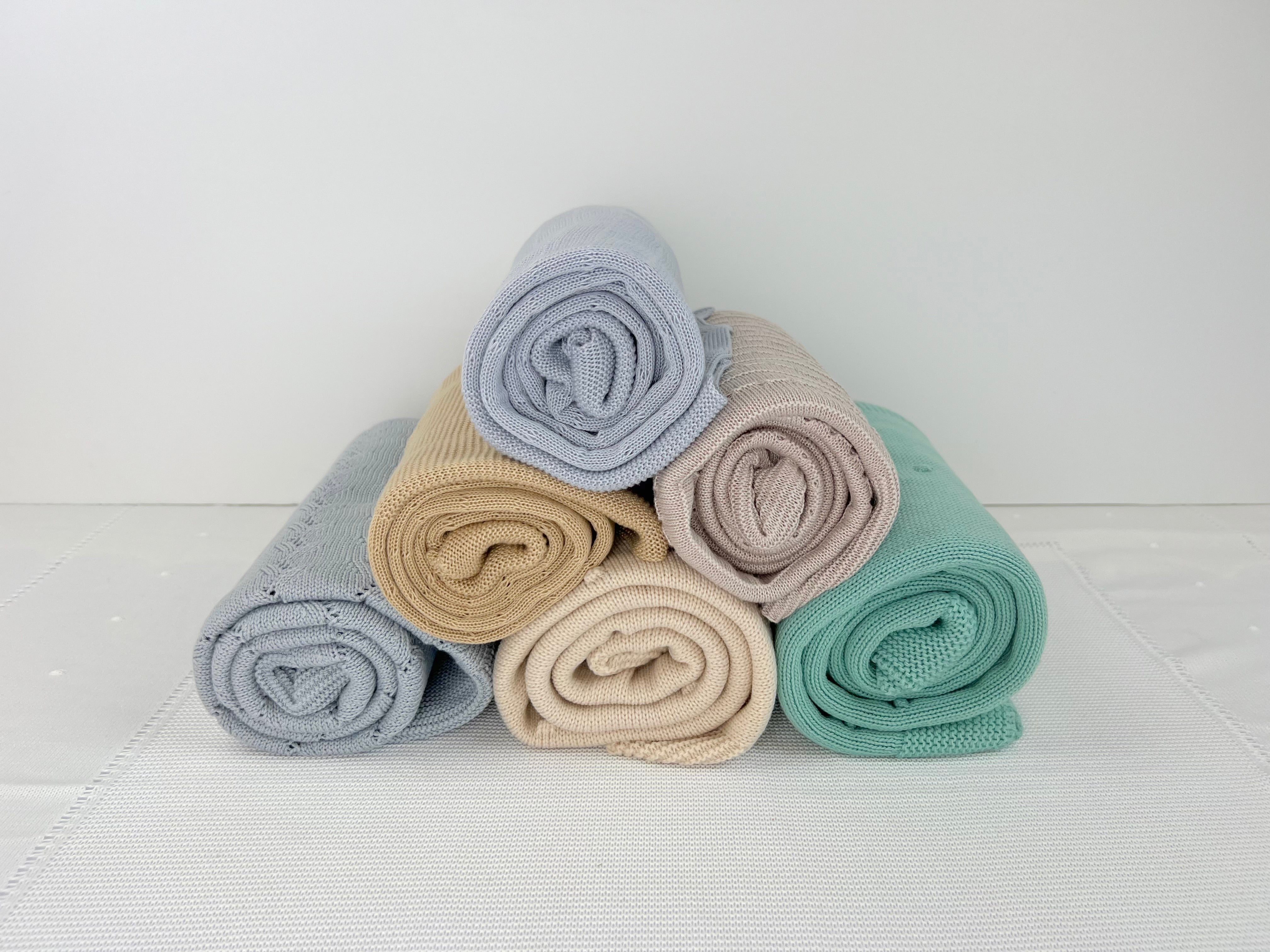 Other Colors Knitted Blankets