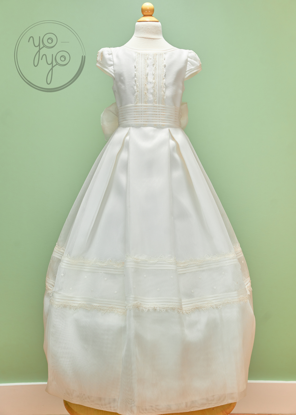 green emerald velvet dress Amazon.com: DZdress Pageant Wedding Flower Girl Dresses Tulle Button Fly  with Bow Sash 2 White: Clothing, Shoes & Jewelry main image 0