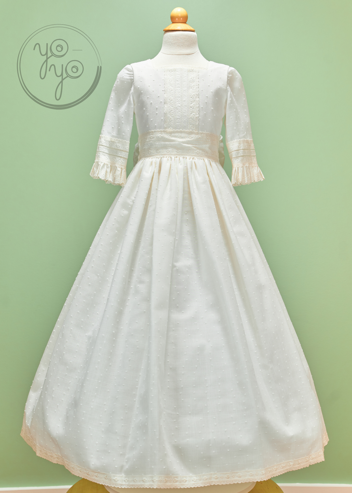 Olivia First Communion Dress – Linen Plumeti with Lace 10 / Off-White / Linen