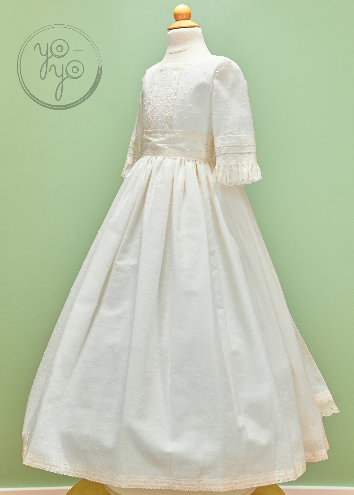 Olivia First Communion Dress – Linen Plumeti with Lace 10 / Off-White / Linen