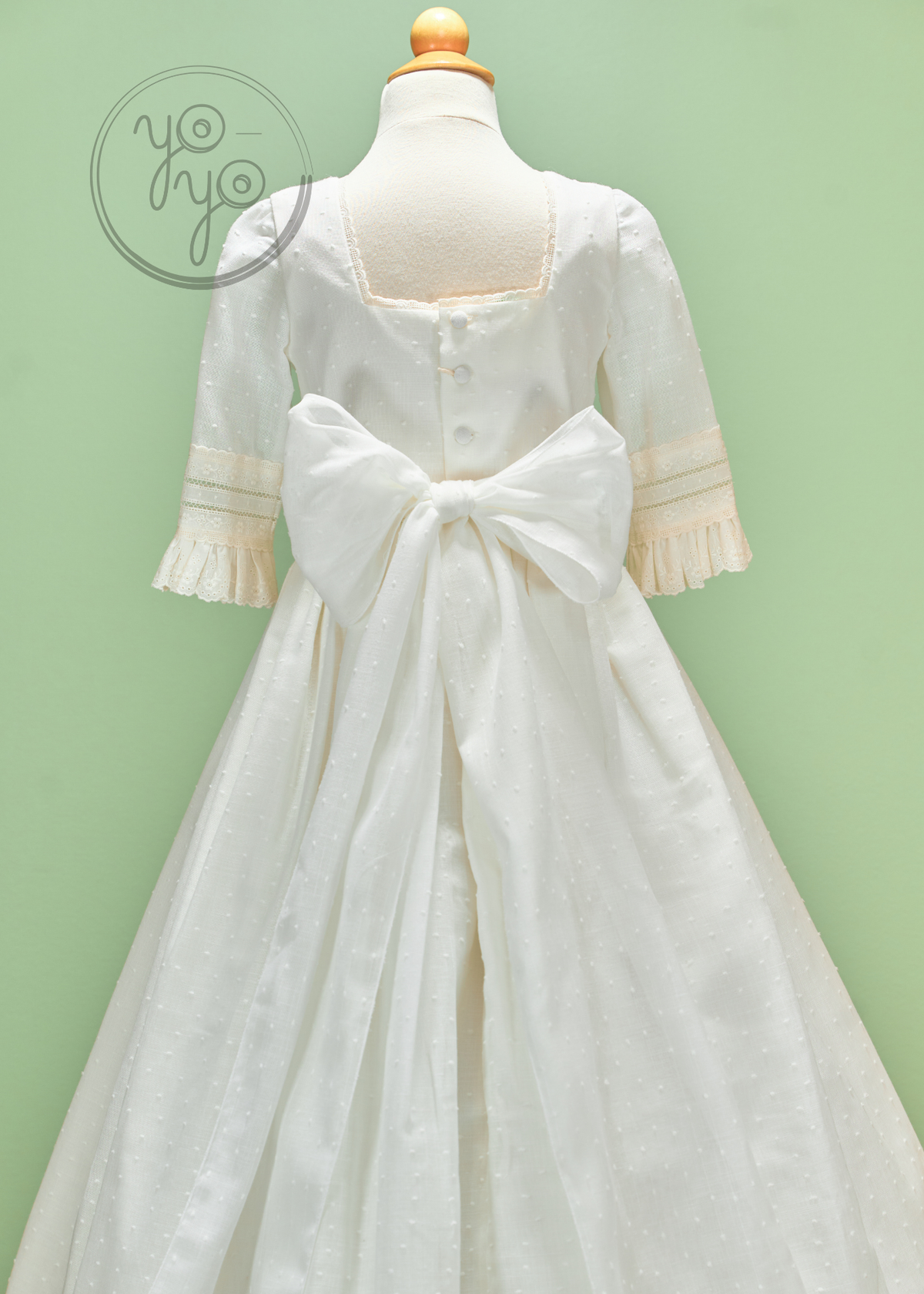 Olivia First Communion Dress – Linen Plumeti with Lace 10 / Off-White / Linen