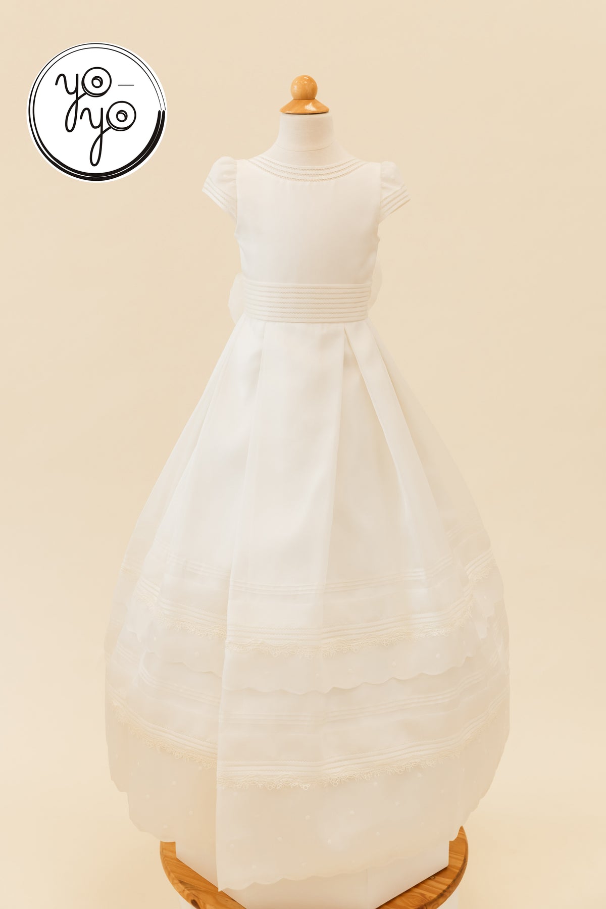 communion dress for women Catholic First Barbie Fashionistas #221 Doll and waistband are embellished ProductID: 79627 Size:EU 41