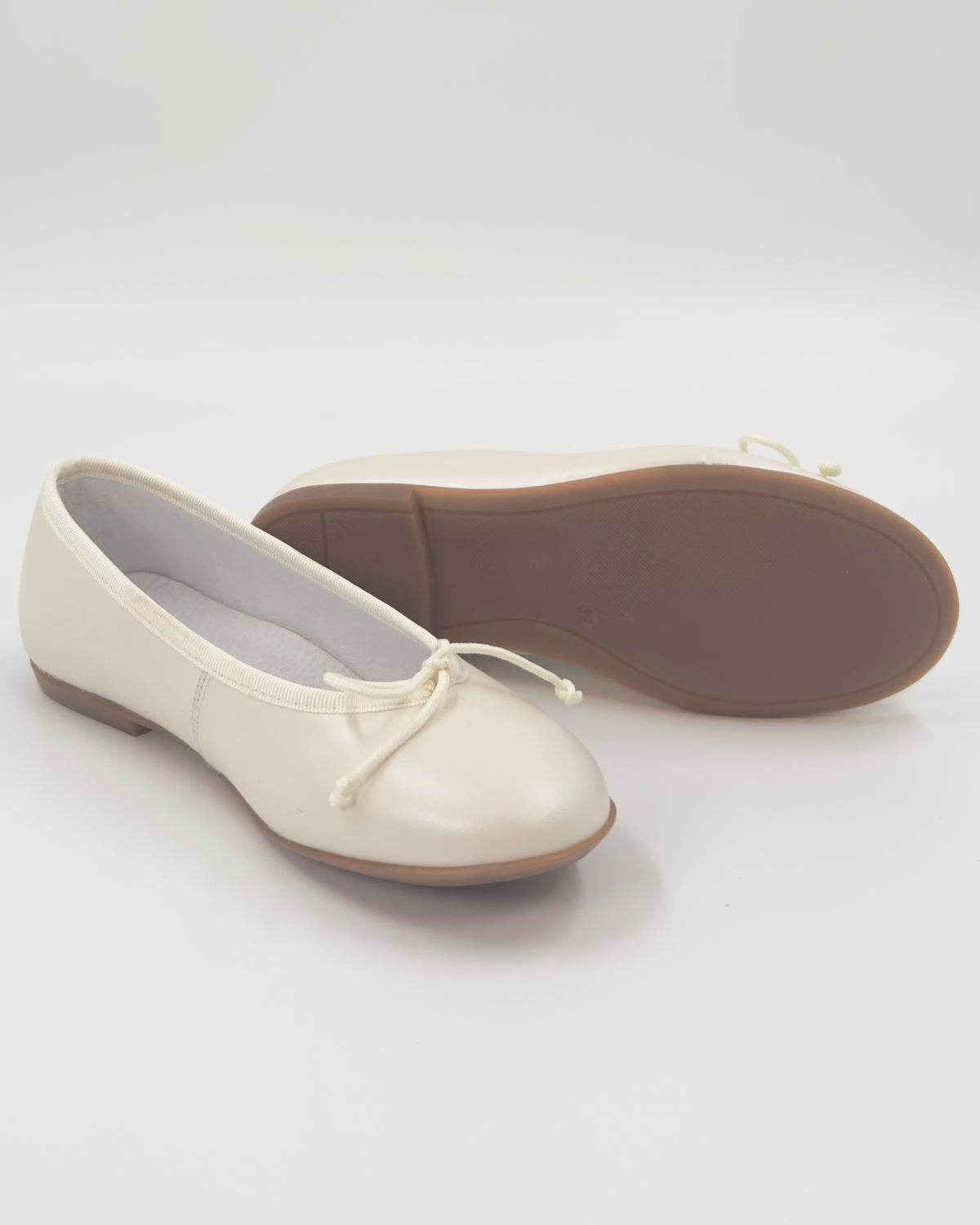 Pearl White Ballerina Flats Spanish Leather Girls' Dress Shoes Pearl White Ballerina Flats Spanish Leather Girls' Dress Shoes
