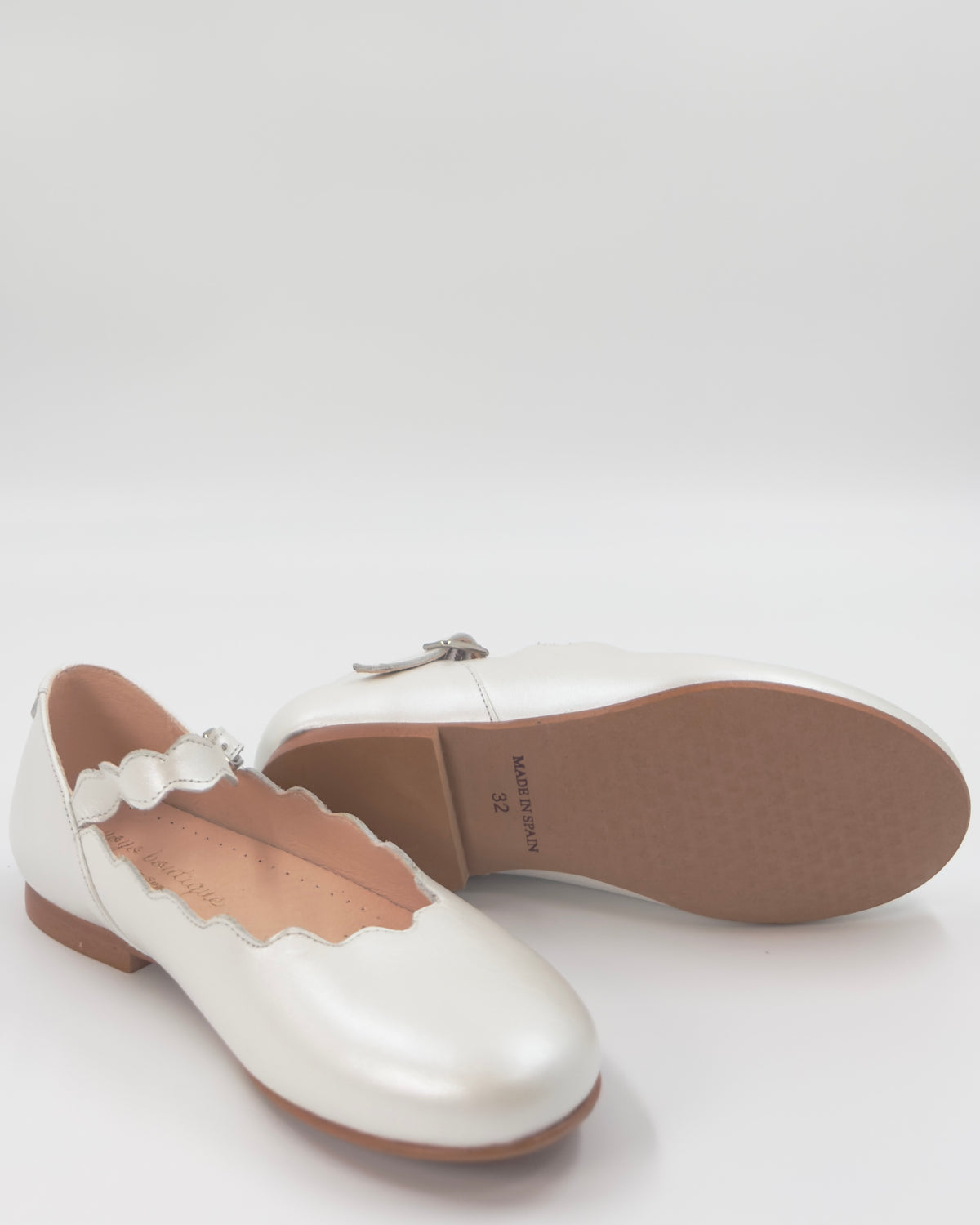 Pearl White Mary Jane Shoes – Scalloped Girls’ Communion Shoes 30 EU / 12.5 US / Pearl White / Leather