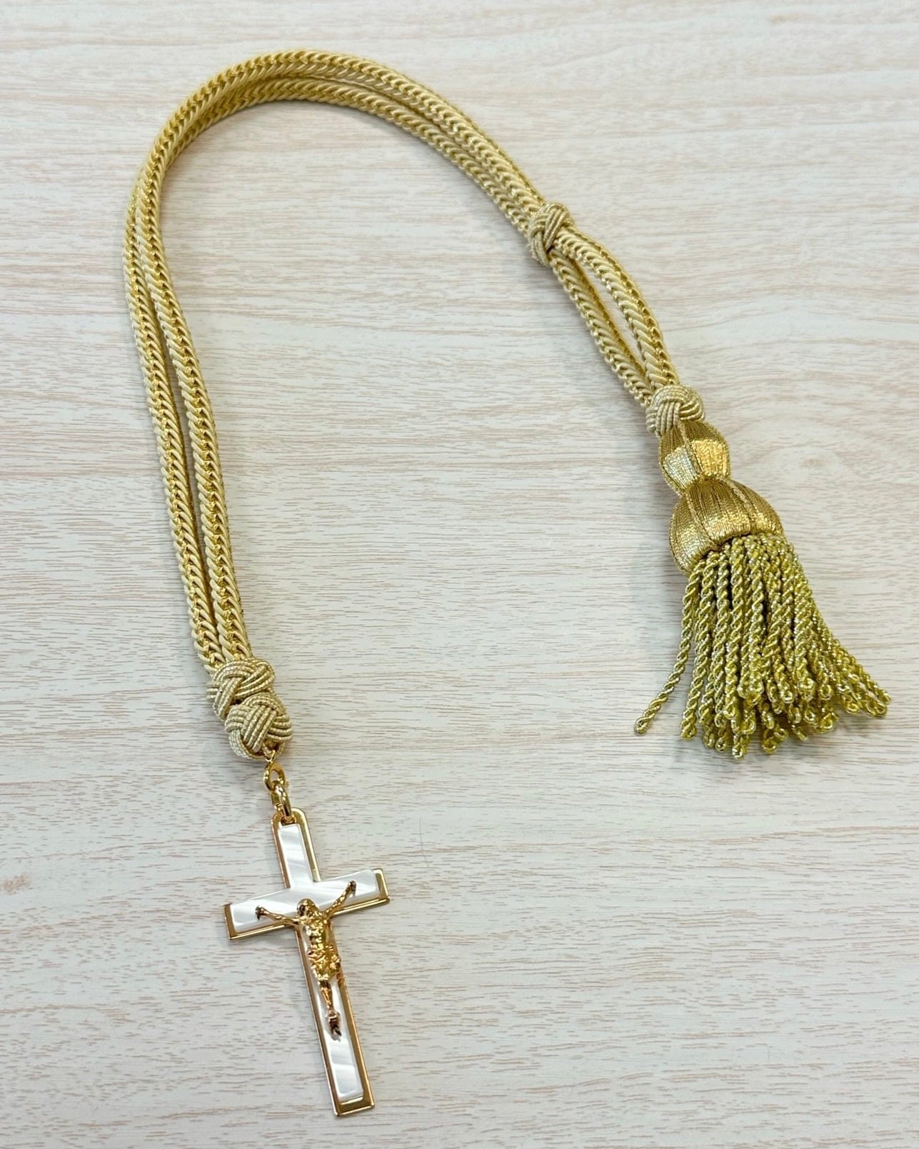 YoYo Boutique Accessories Golden Golden & Nacre Cross
