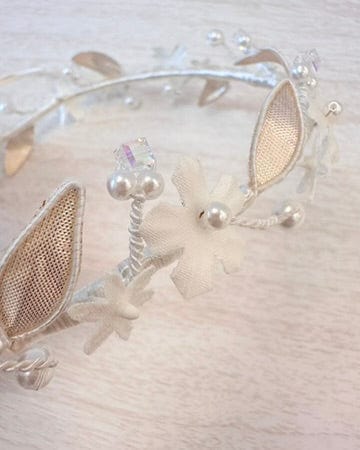 YoYo Boutique Accessories Off-White Tiny Flowers & Pearls Headpiece