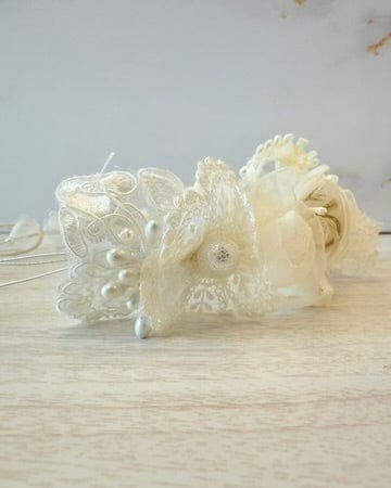 YoYo Boutique Accessories Pearl White Headpiece