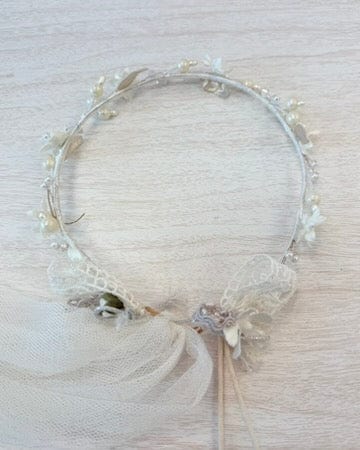 YoYo Boutique Accessories Pearl White Tiny Flowers & Crystals Headpiece