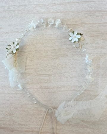 YoYo Boutique Accessories Pearls & Tiny Flowers Headpiece