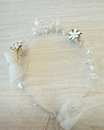 YoYo Boutique Accessories Pearls & Tiny Flowers Headpiece