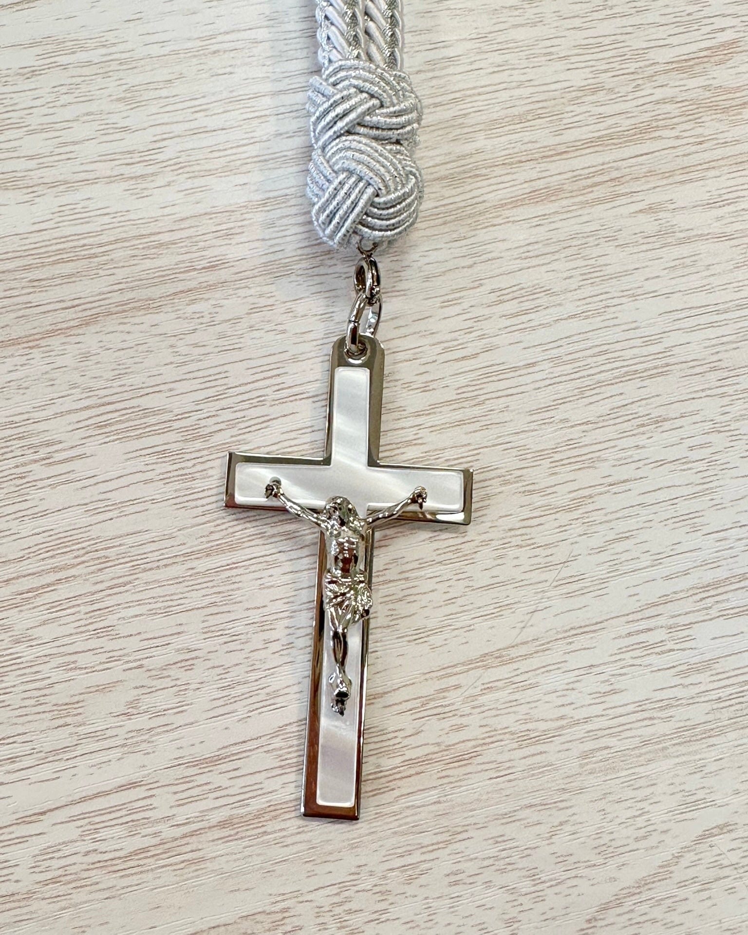 YoYo Boutique Accessories Silver Silver & Nacre Cross