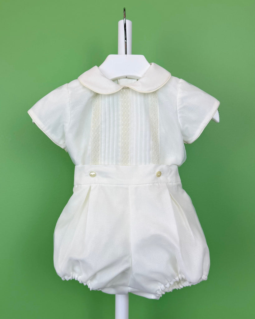 YoYo Boutique Baptism Cesar Off-White Outfit