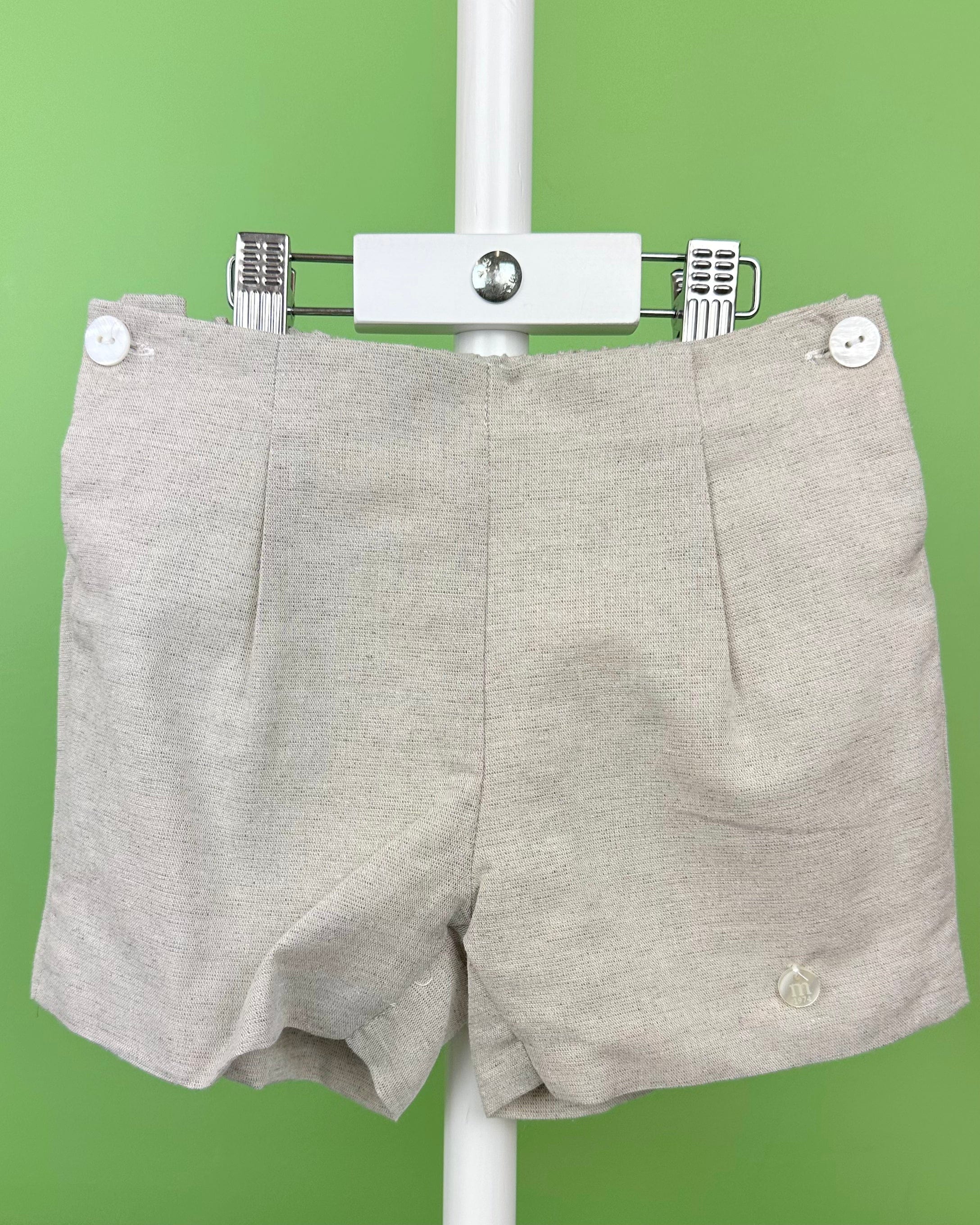 YoYo Boutique Baptism Manuel Off-White Shorts Outfit