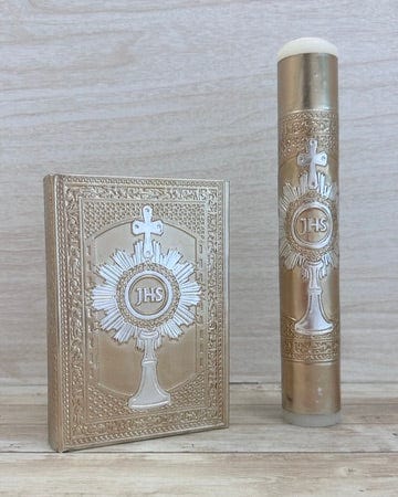 YoYo Boutique Bible Chalice Bible & Candle