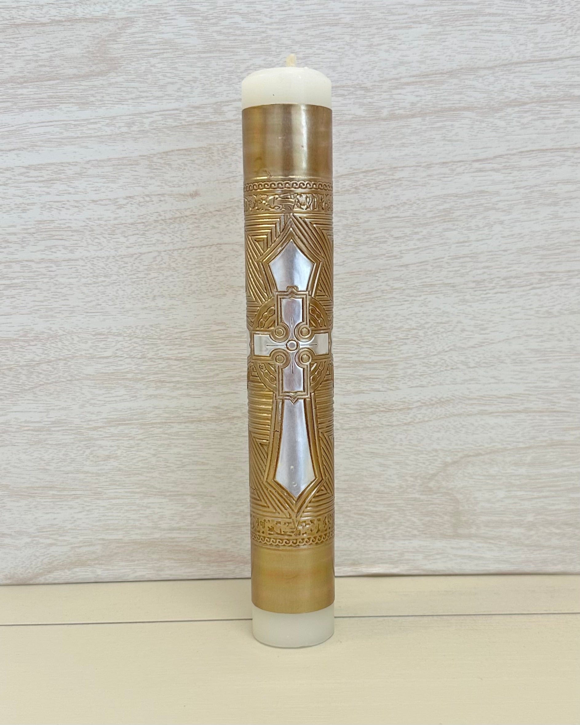 YoYo Boutique Bible Cross Bible & Candle