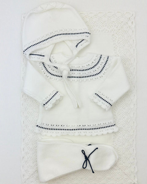 YoYo Boutique Newborn 0M / White White & Navy Blue Knitted Newborn Outfit