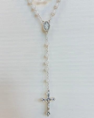 YoYo Boutique Rosary White Beads Rosary (Vatican)