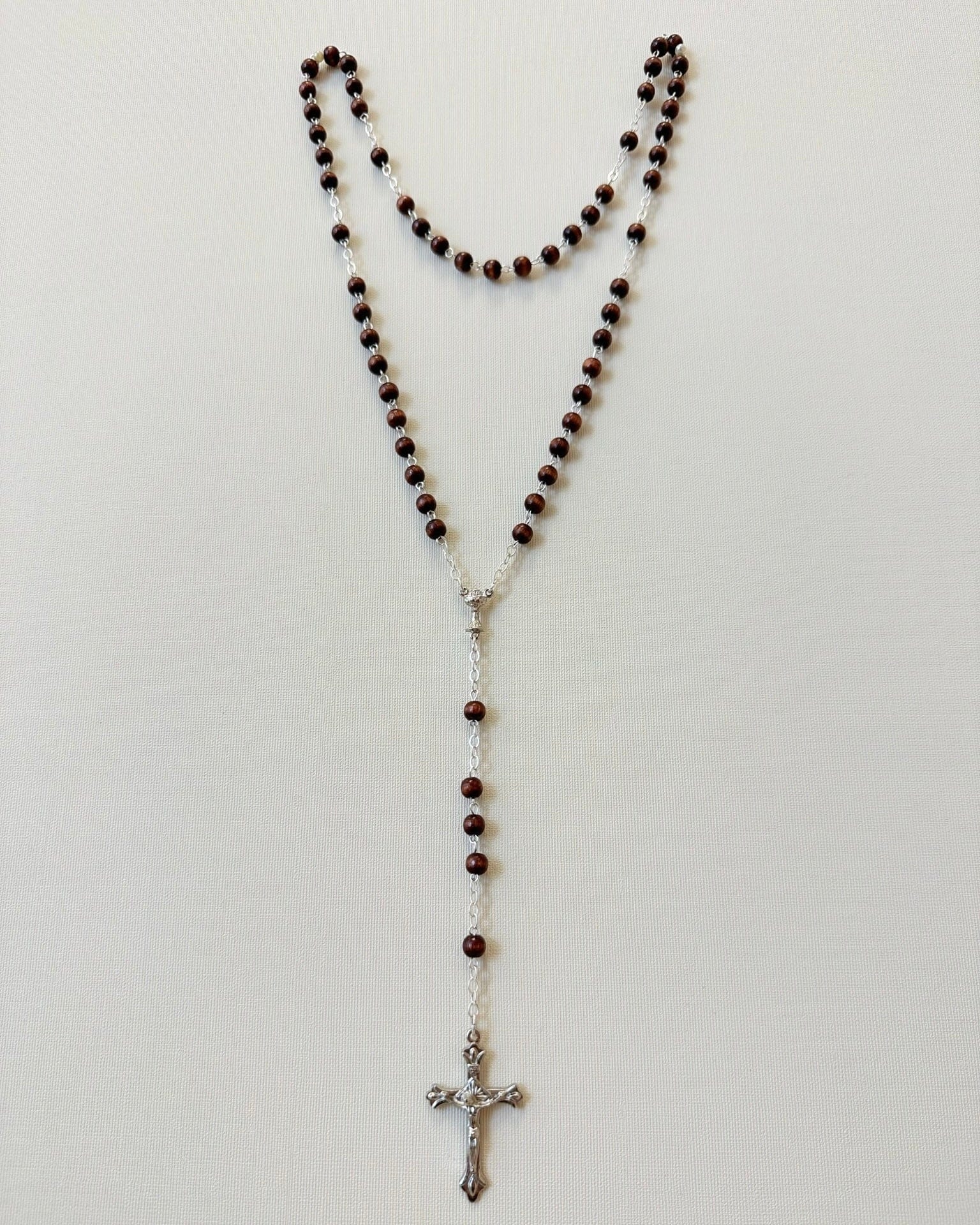 YoYo Boutique Rosary Wood Rosary Wood & Silver